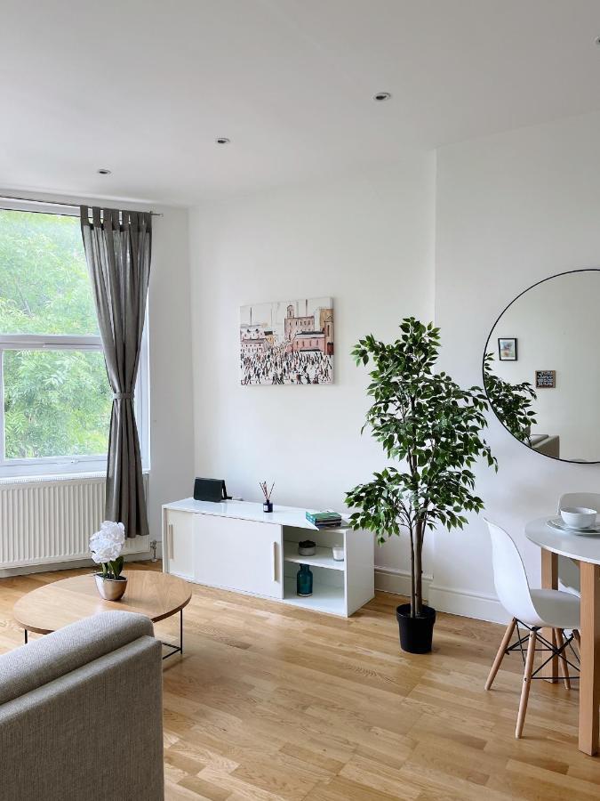 Modern And Light 2 Bed Flat In Sw2 Apartment ลอนดอน ภายนอก รูปภาพ